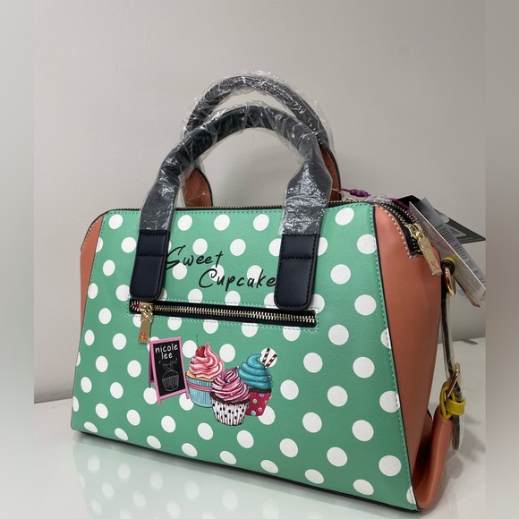 ❤️ - Picture 3 of 4